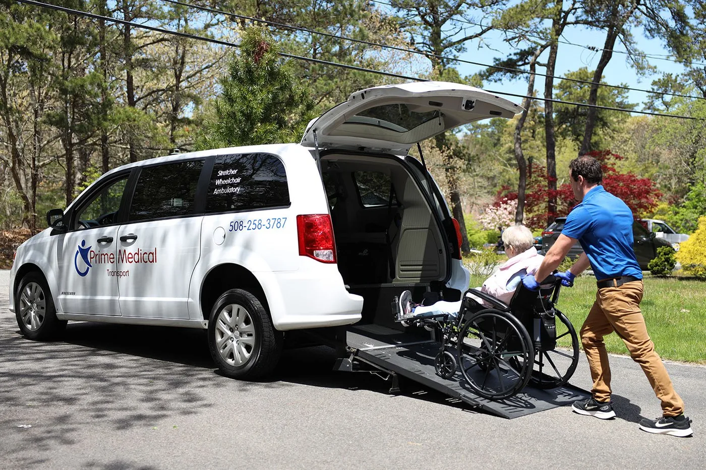 Wheelchair accessible van with ramp